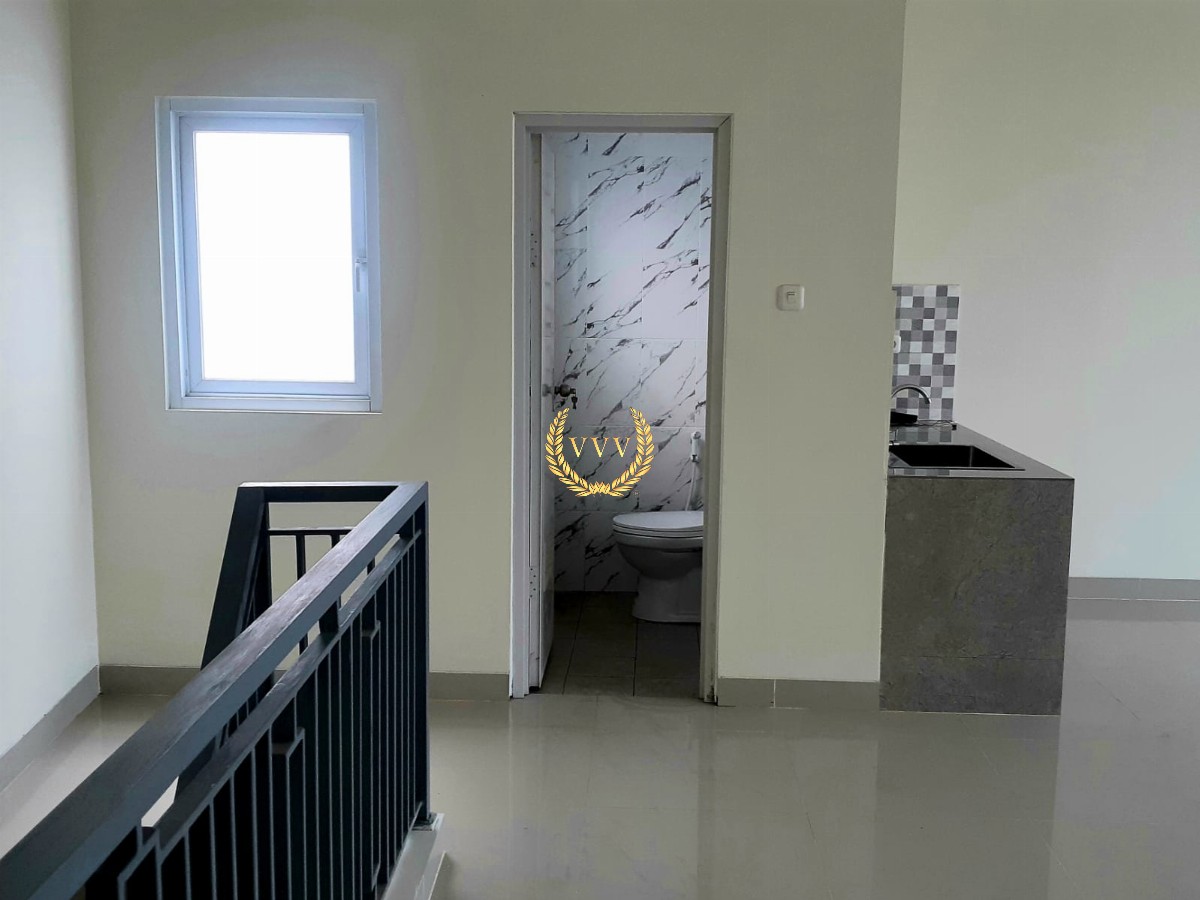 Ruko bagus Siap Pakai di Jakarta Timur - View 4