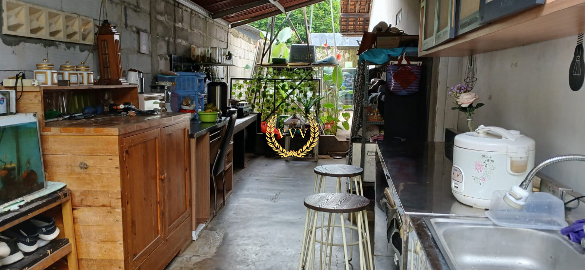Rumah kebun siap huni di Depok - View 9