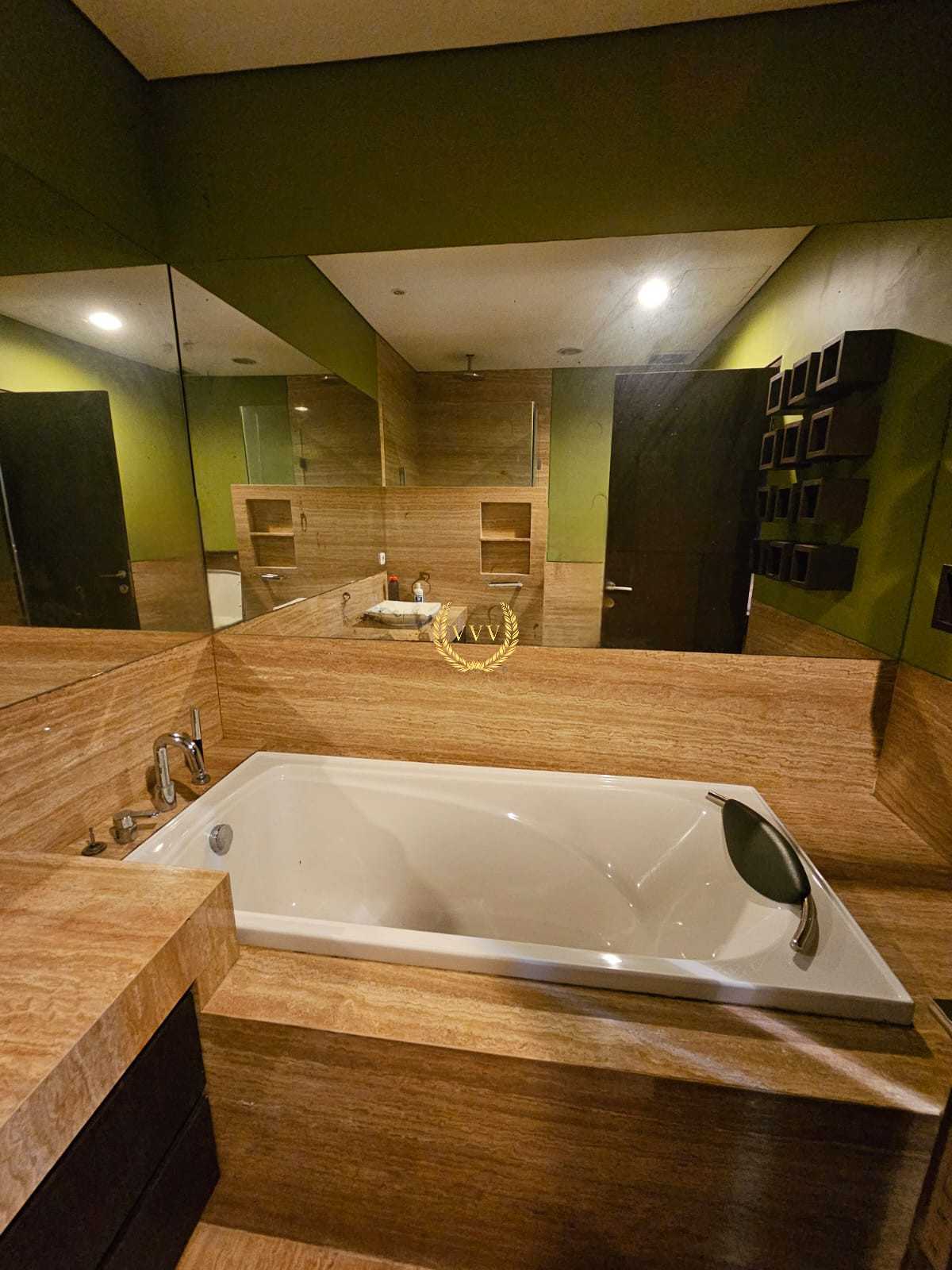 Rumah Besar dan Bagus di Rempoa Ciputat - View 18