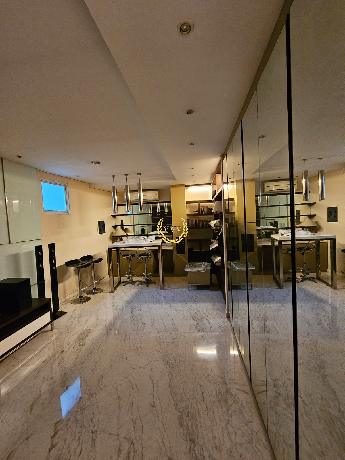 Rumah Besar dan Bagus di Rempoa Ciputat - View 6