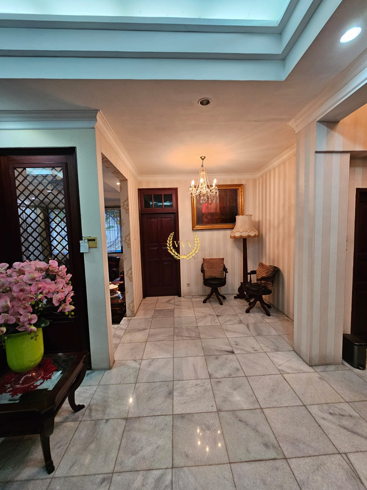 Rumah Besar dan Bagus di Rempoa Ciputat - View 7