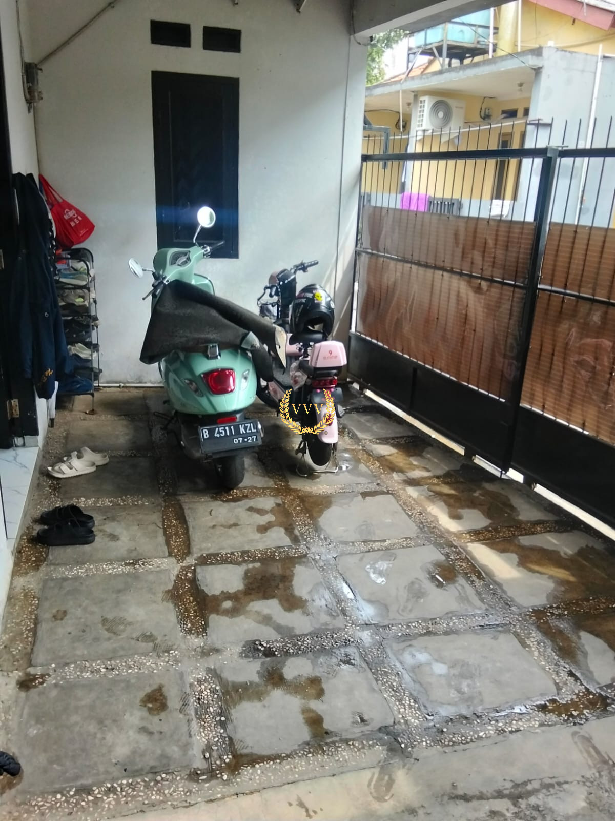 Dijual Rumah dan Kontrakan di Jurangmangu, Akses Mobil, SHM - View 3