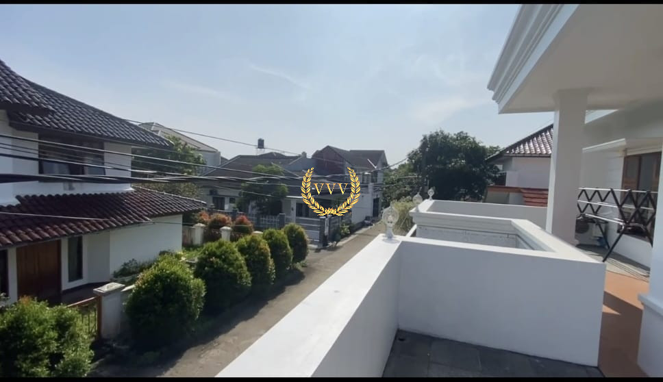 Rumah Mewah Full Furnished 2 Lantai di Cinere | 5 KT, 5 KM, Lokasi Premium One Gate System - View 4