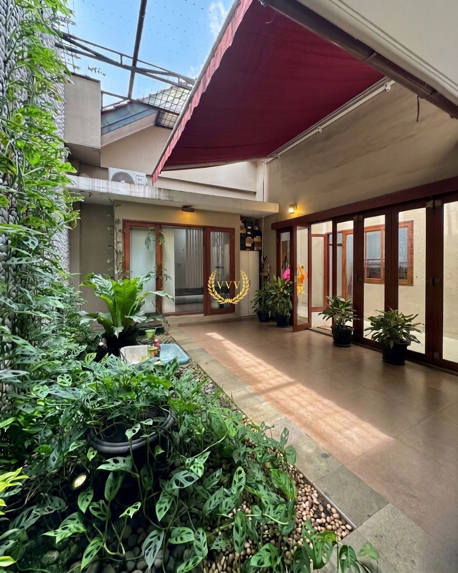 RUMAH MEWAH JL NIAGA HIJAU I PONDOK CABE JAKARTA SELATAN